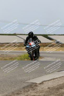 media/May-26-2025-Lets Ride (Mon) [[3bf1de1d65]]/C Group/1240pm (Wheelie Bump)/